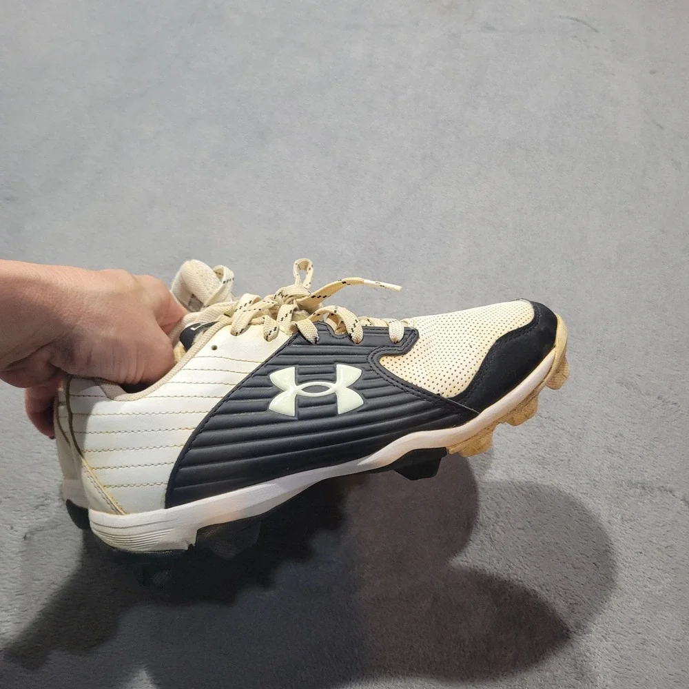 Under Armour Baseball‎ Cleats Kids 4.5Y White Leadoff 3023449-100 Athletic Shoes